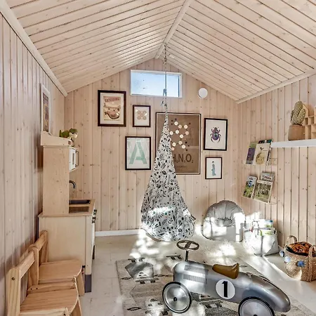 Pet Friendly In With Sauna Semesterbostad